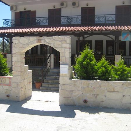 Petradaki Apartments Mola Kalyva Extérieur photo